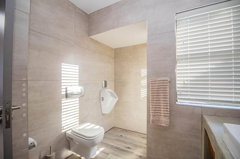 4 Bedroom Property for Sale in Pinnacle Point Golf Estate Western Cape